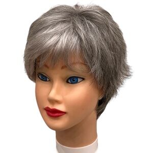 RENE of PARIS Silver Grey Short Pixie Wig Used Fews